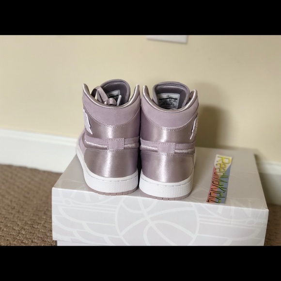 Nike air jordan 1 retro SOH Barely grape womens - Picture 4 of 5